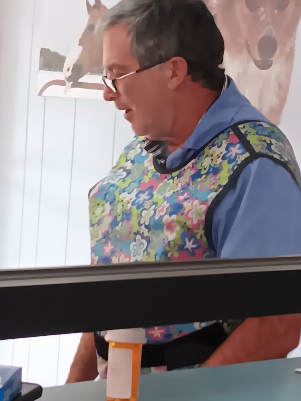 carousal-img8 Dr. Charles Hayes